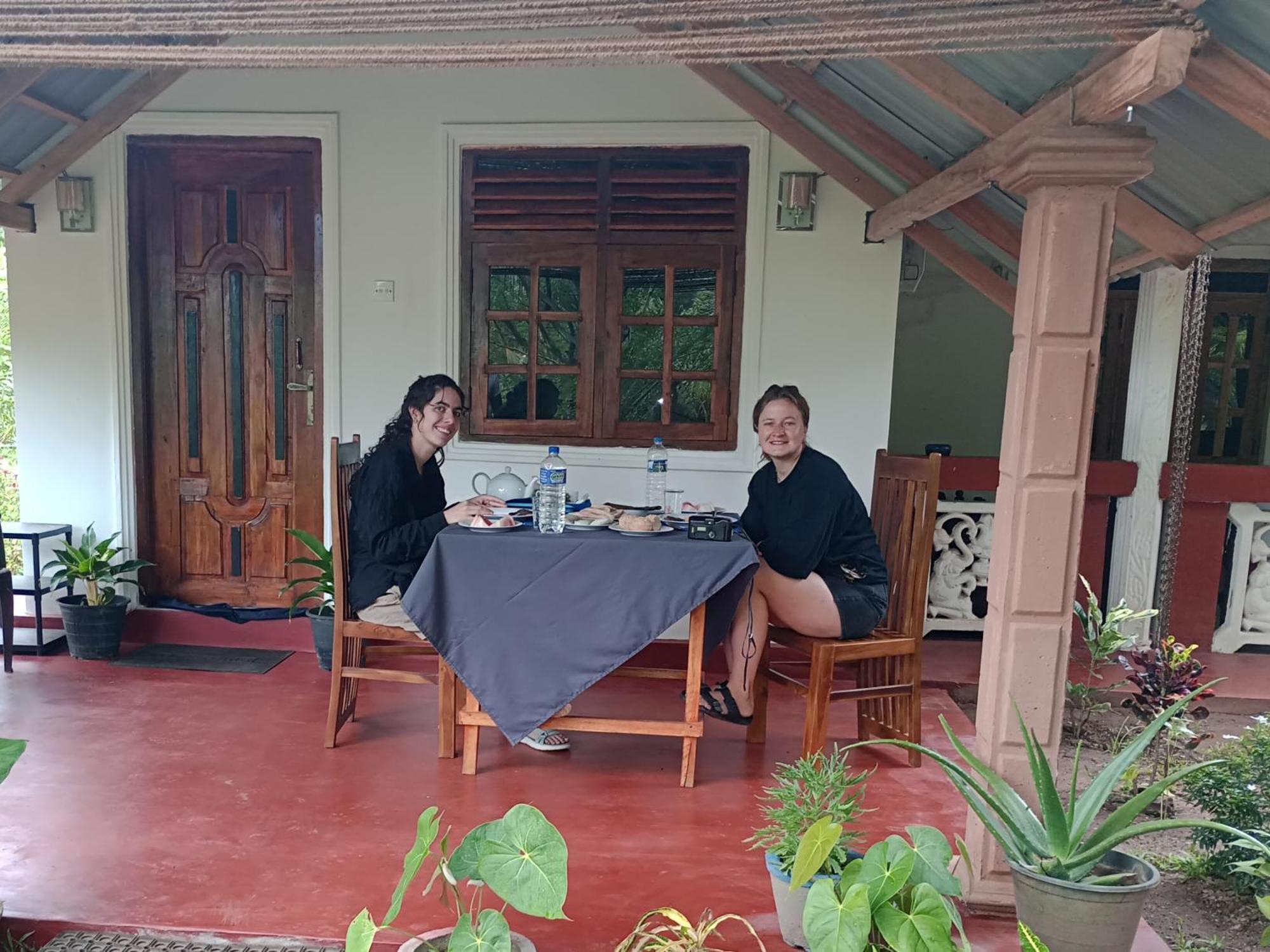 Jungle Eco Lodge & Safari 锡吉里亚 外观 照片
