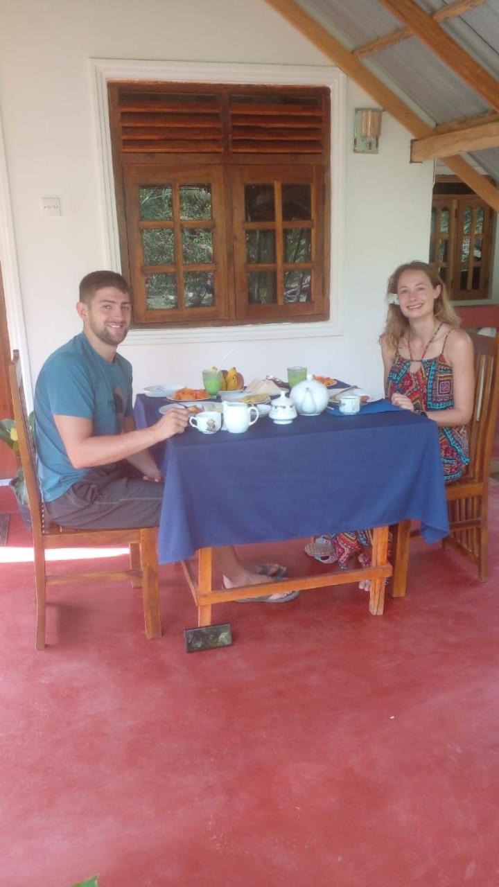 Jungle Eco Lodge & Safari 锡吉里亚 外观 照片