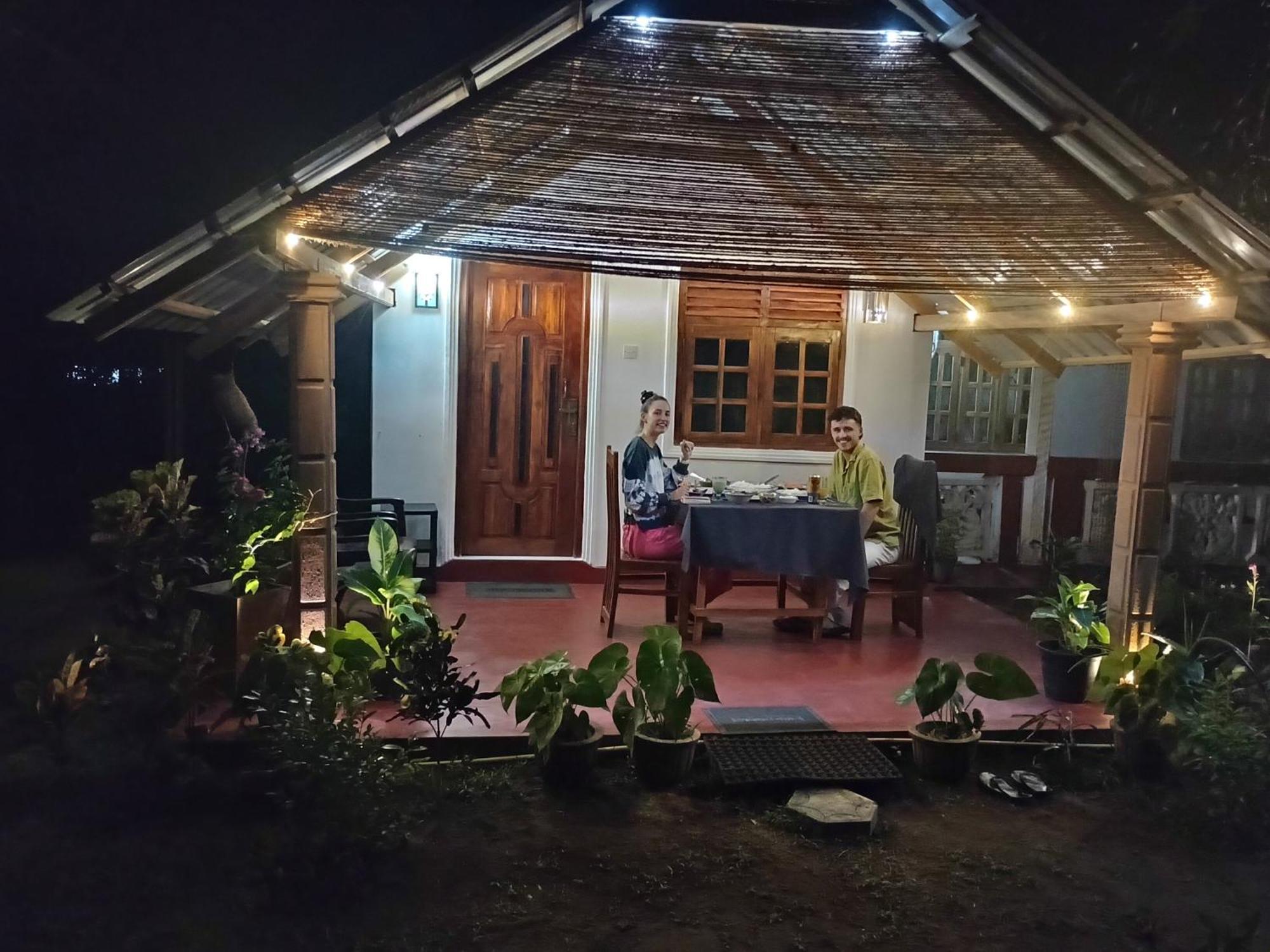 Jungle Eco Lodge & Safari 锡吉里亚 外观 照片